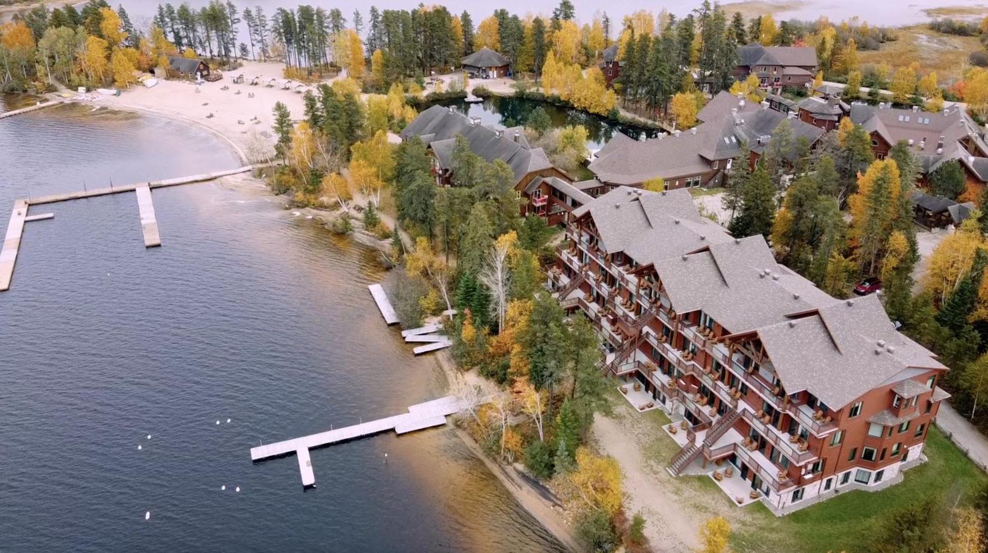 Les Condos Du Lac Taureau- Rooms & Condos Saint-Michel des Saints Bagian luar foto