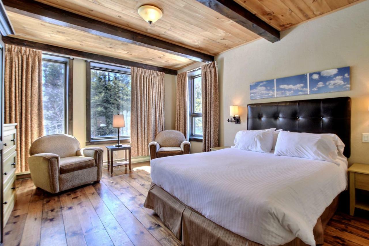 Les Condos Du Lac Taureau- Rooms & Condos Saint-Michel des Saints Bagian luar foto
