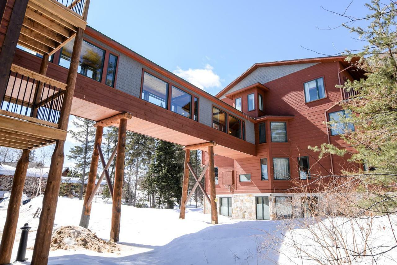Les Condos Du Lac Taureau- Rooms & Condos Saint-Michel des Saints Bagian luar foto